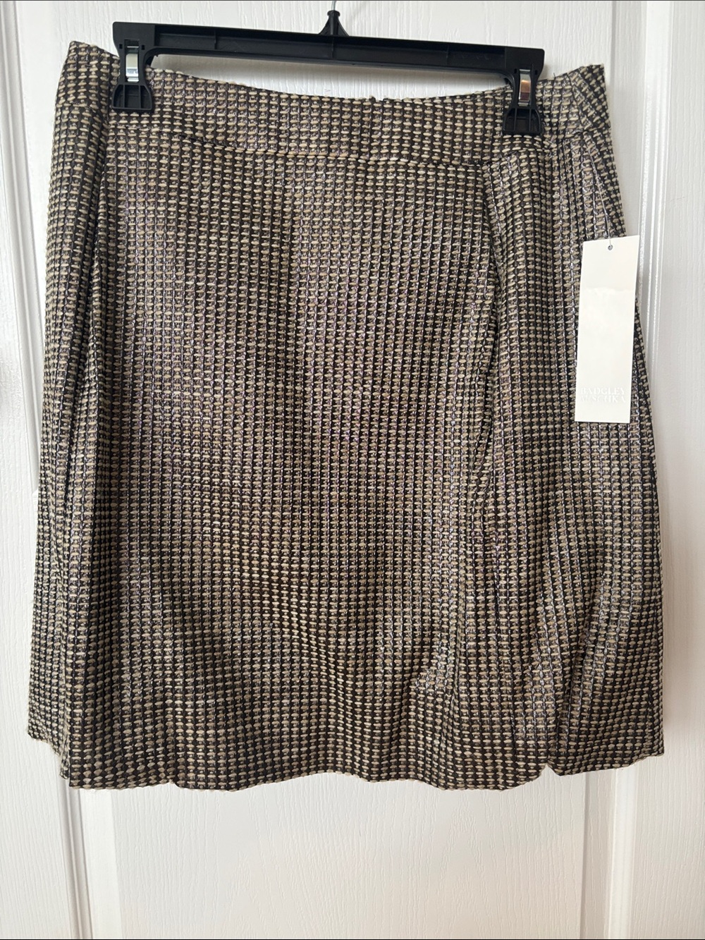 Badgley Mischka Black and Cream A-Line Textured Skirt